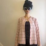 80s / 90s Traditions Petite Vintage Pink White Grey Black Tartan pattern Bouclé Tweed Texture Blazer jacket single breasted with Large buttons. Sz 6